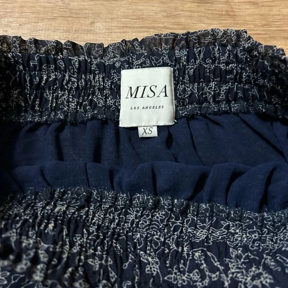 misa skirt - Picture 2 of 3